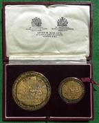 The Great Fire of London, Tercentenary 1966, cased set of two silver medals by Spink